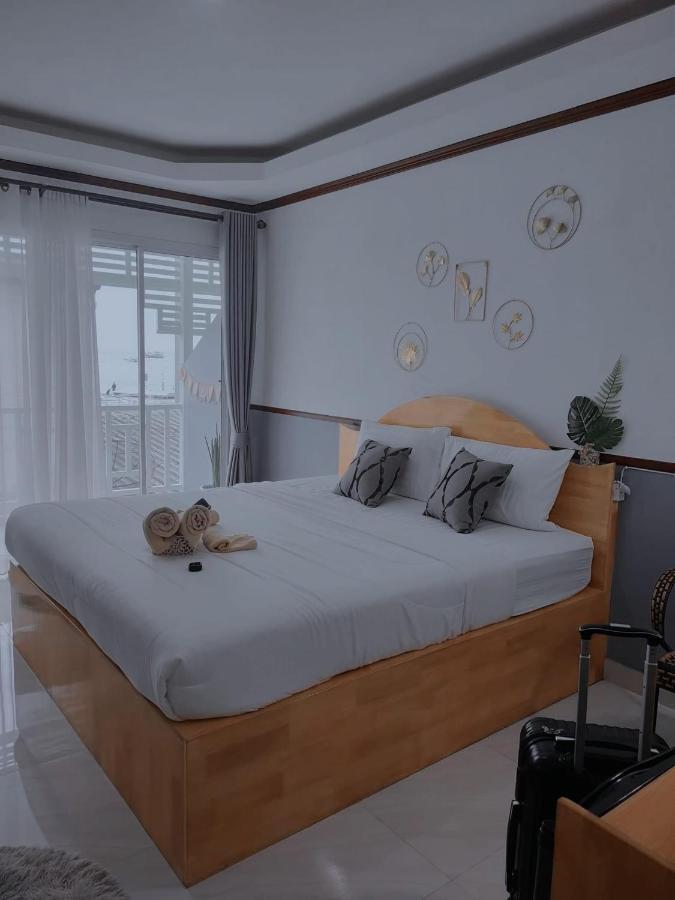 Bed and Breakfast Baan Tipsukon Koh Larn Exterior foto